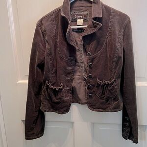 Nori Cropped Vintage Fine Cord Jacket. 97% Cotton and 3% Spandex